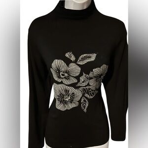 Lightweight soft mock turtleneck